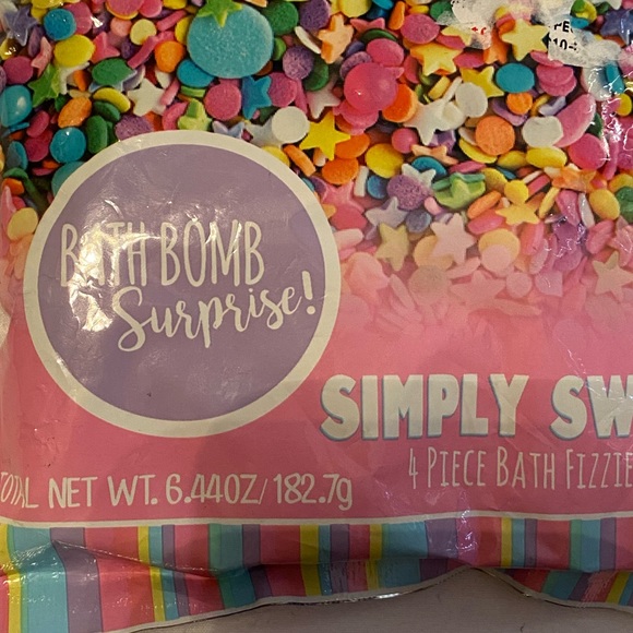 New in Bag Pack of 4 Bath Fizzies - Picture 2 of 3